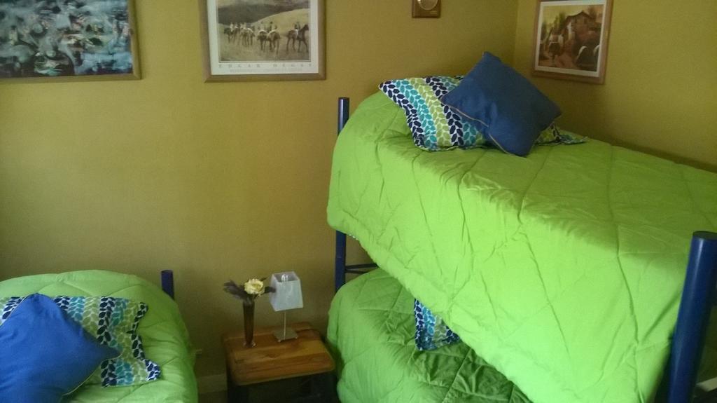 Bed & Breakfast Blumen Haus Santiago Bilik gambar