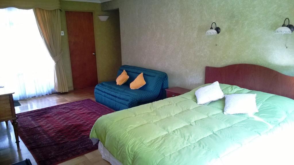 Bed & Breakfast Blumen Haus Santiago Bilik gambar