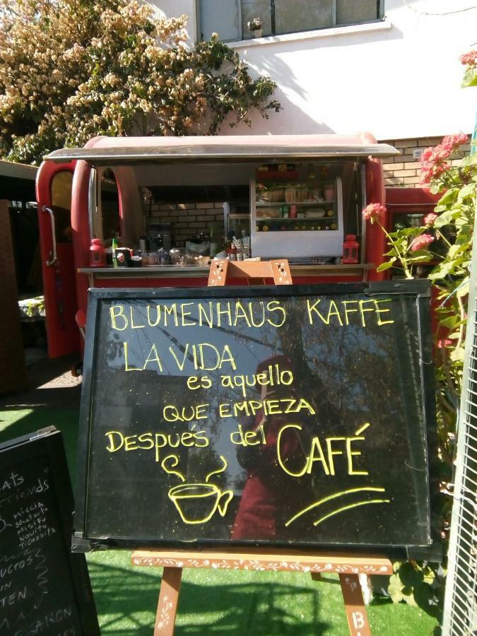Bed & Breakfast Blumen Haus Santiago Luaran gambar